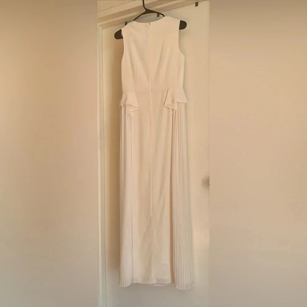 Cynthia Steffe Eden Sleeveless Cream Pleated Maxi‎ Gown Size 4 - NWT - Picture 4 of 16